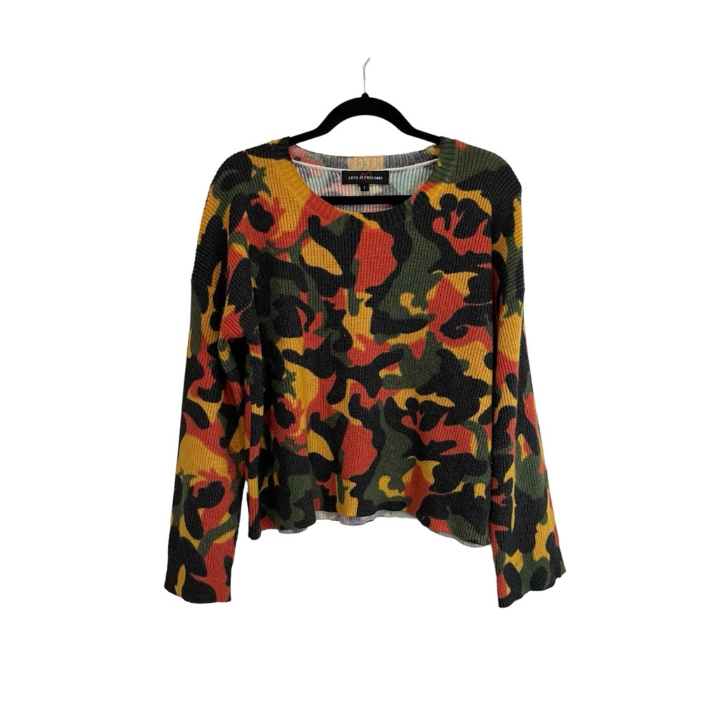Love at First Find Multicolor Orange Green Camo Pullover Sweater Womens Size L